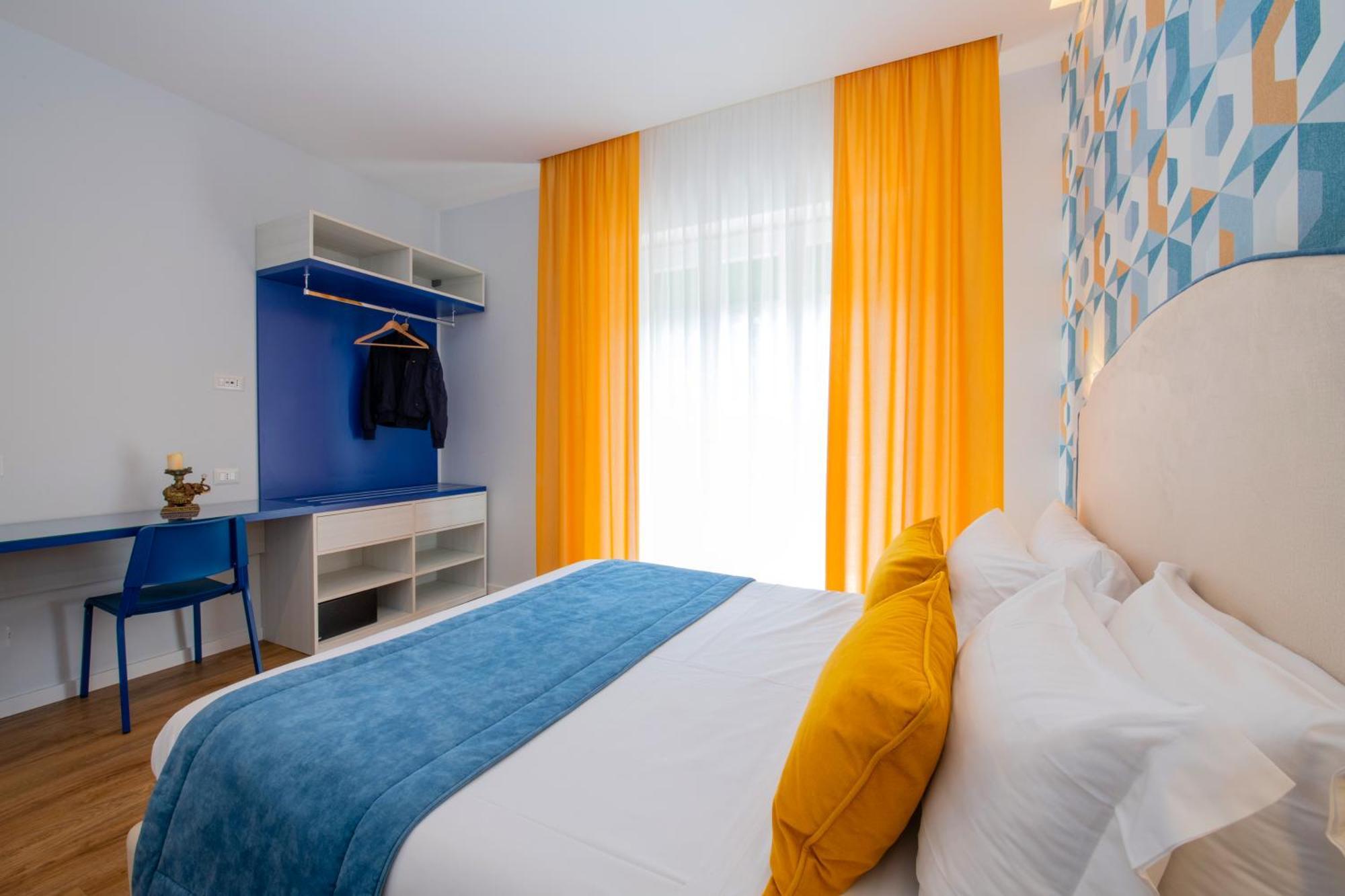 Shabby Chic Seaview Apartments กาสเตลลัมมาเร ดิ สตาเบีย ภายนอก รูปภาพ