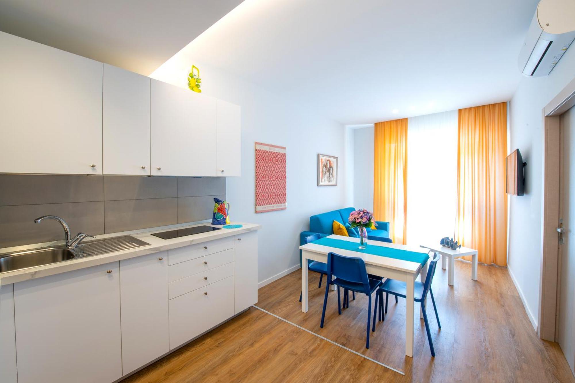 Shabby Chic Seaview Apartments กาสเตลลัมมาเร ดิ สตาเบีย ภายนอก รูปภาพ